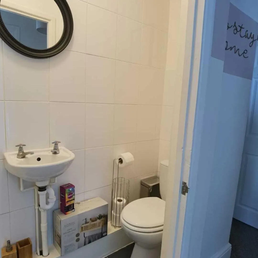 Raleigh Ff&Tf - 1 Bed Georgian Flat In The Centre Of Exeter, Free Parking With Wifi Apartment 0*, Exeter